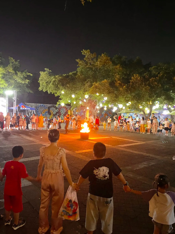 深圳國慶中秋光影︰無人機、煙花匯演 2025（圖片︰小紅書）