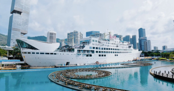 深圳傳奇地標「明華輪」重生！相隔1000天重啟 上演《交易人生》一票難求 