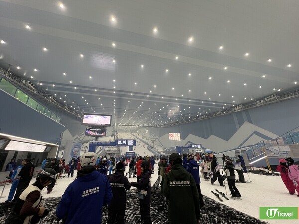 華發冰雪世界「見底」！港客滑雪重摔縫12針 怒轟：水泥地板肉眼可見 