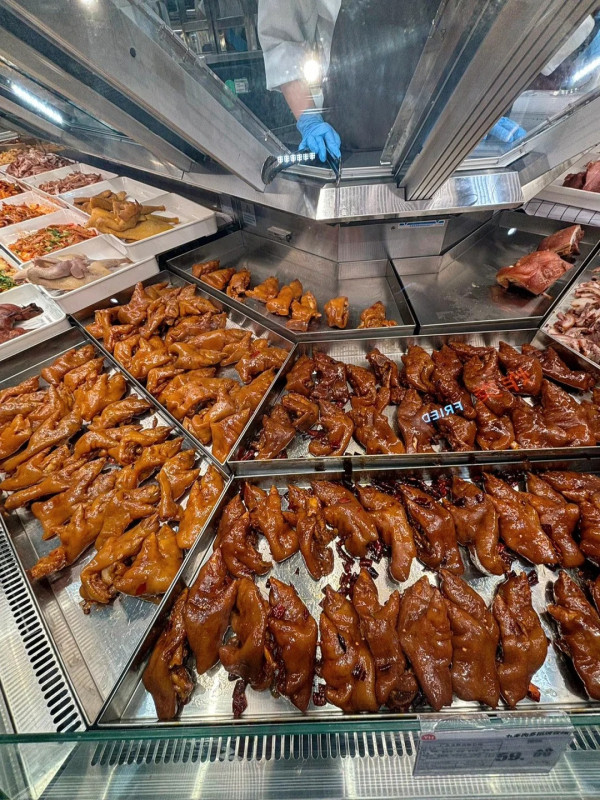 深圳iN城市廣場｜地鐵站直達！逾百人氣品牌進駐！設戶外動感公園/夜市酒吧街/30+美食餐廳 