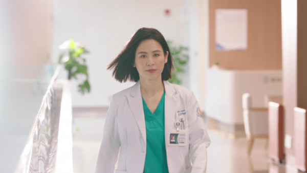 巨塔之后｜首播第一集宣萱換足7個造型自帶氣場 劉佩玥吳若希成熟貴婦行路帶風