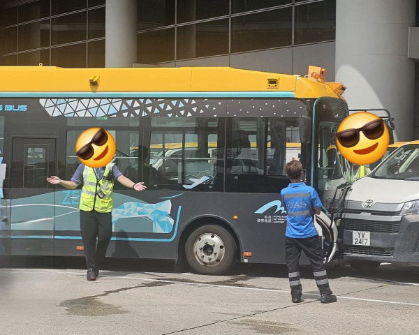 機場無人駕駛巴士連撞兩車 半年內第三宗意外 機管局強調屬人為錯誤