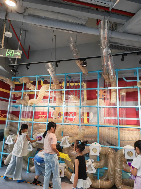 深圳iN城市廣場｜地鐵站直達！逾百人氣品牌進駐！設戶外動感公園/夜市酒吧街/30+美食餐廳 