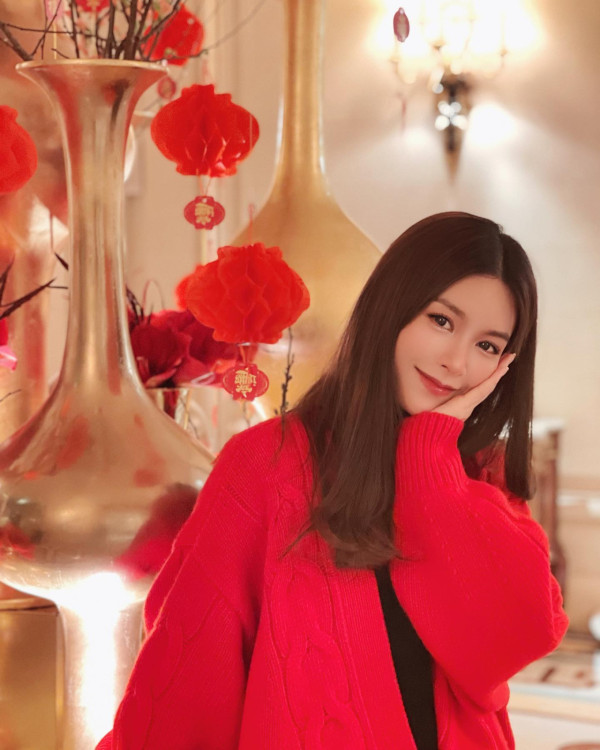Janice Man文詠珊IG突晒BB腳仔相報喜 結婚6年秘密生B榮升媽媽？