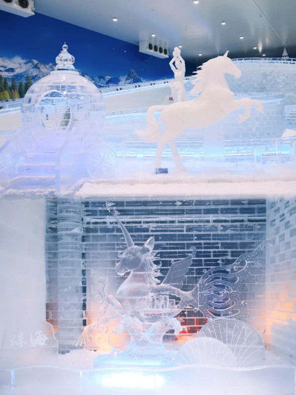 珠海萬雪匯冰雪樂園 娛雪區。圖片來源：小紅書@栾曦晴