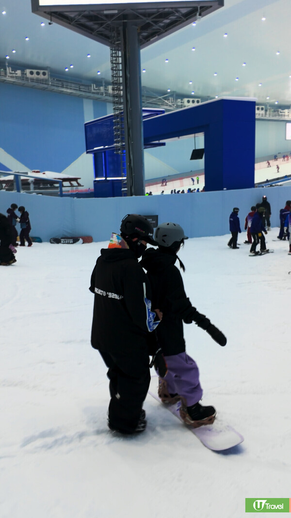 深圳前海滑雪場｜華發冰雪世界室內滑雪場9.29開幕門票208元起！有何滑雪配套、交通如何？ 