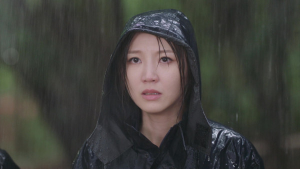 巨塔之后｜劉佩玥冒雨認屍戲撕心裂肺感染力強 吳若希好演技獲激讚脫胎換骨