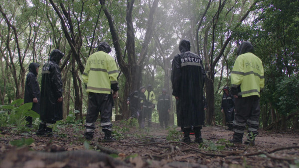 巨塔之后｜劉佩玥冒雨認屍戲撕心裂肺感染力強 吳若希好演技獲激讚脫胎換骨