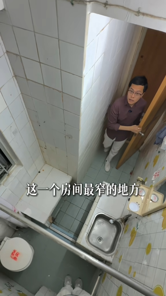 可見該單位進出通道相當狹窄。圖片來源：抖音@湯姆港房
