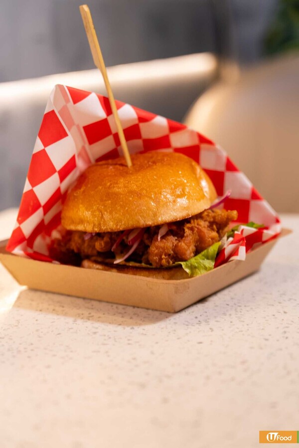 葵興新開threads爆紅漢堡包店 限定四層巨無霸/爆汁手撕豬漢堡