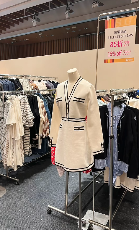 銅鑼灣Tory Burch開倉低至$450！一連5日 卡包/手鏈頸鏈/手袋/斜揹袋/秋冬長靴特價 多買額外85折！
