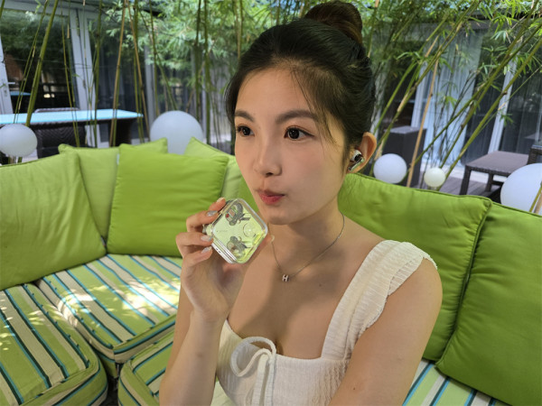 Nothing Ear (3) 充電盒變收音咪 降噪 95dB、充電 10 分鐘聽 10 小時