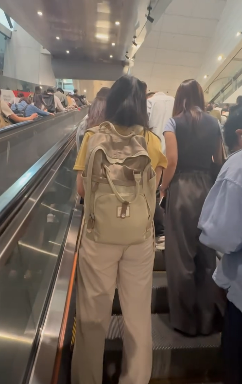 內地人遊港稱因做錯一事遭辱罵 小紅書呻：「香港的歐美人挺沒素質的」 