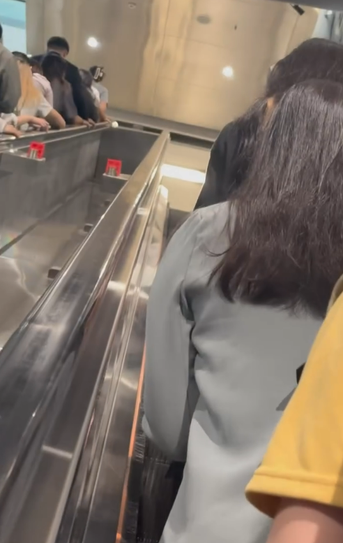 內地人遊港稱因做錯一事遭辱罵 小紅書呻：「香港的歐美人挺沒素質的」 