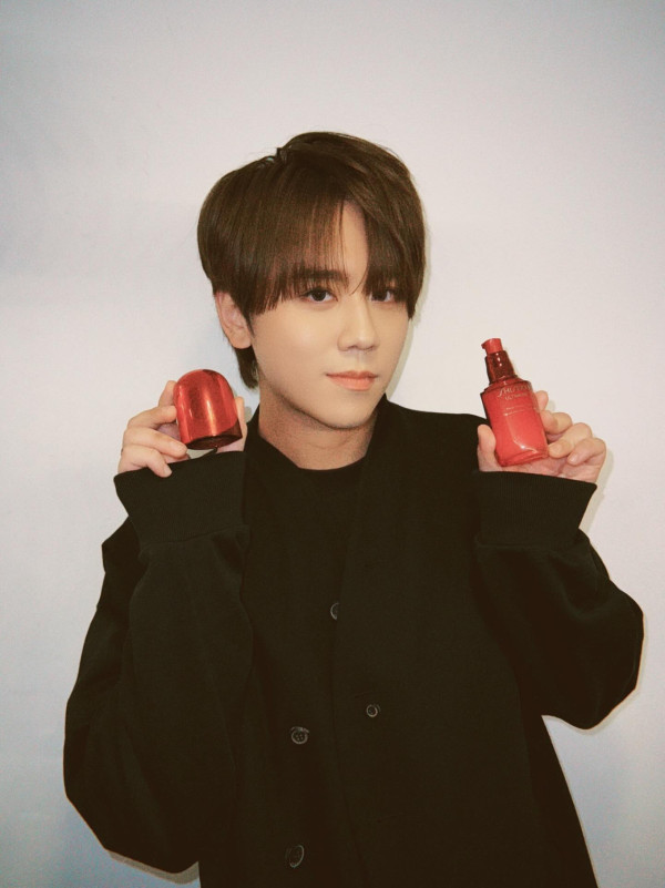 姜濤放假旅行潛水放鬆身心！罕甫半裸照大曬減肥成果 