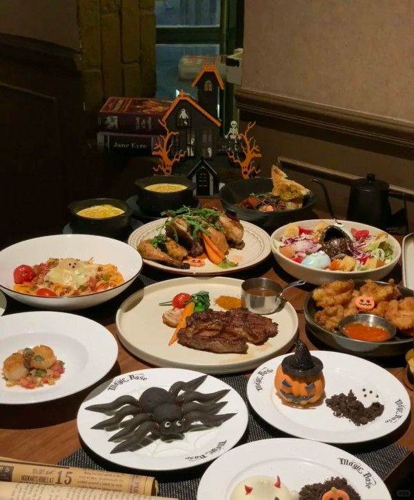 廣州魔法學院Magic Base西餐廳必試奶油啤！魔法袍魔杖租借哈迷爭相朝聖 