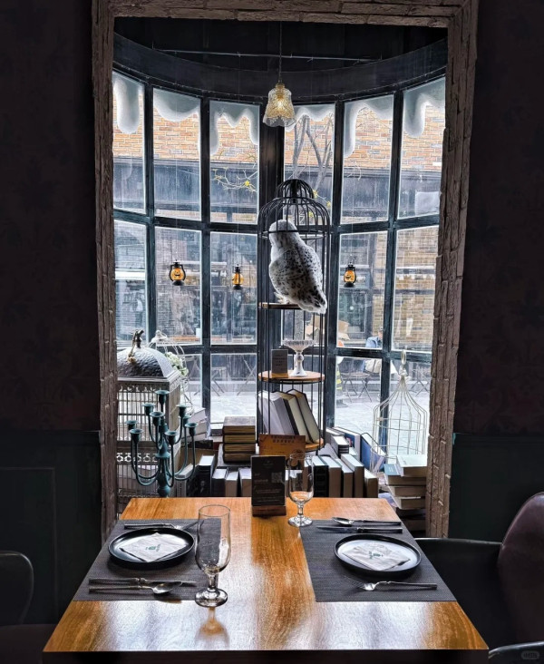 廣州魔法學院Magic Base西餐廳必試奶油啤！魔法袍魔杖租借哈迷爭相朝聖 