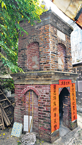 李靈仙姐塔