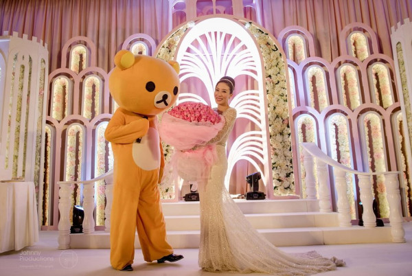 羅子溢楊茜堯結婚9周年罕晒絕密婚禮照 愛妻號扮鬆弛熊示愛︰永遠愛錫你共渡餘生
