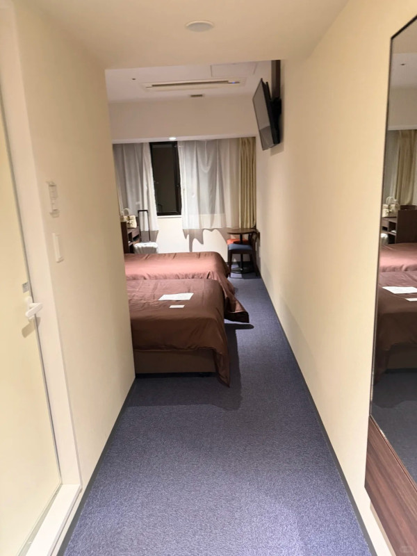 內地32歲男國慶打完邊爐食燒烤 突然腹痛不止 送院抽出「牛奶血」險死 