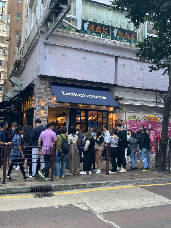 港漂被香港排隊文化震驚 列3大原因分析:刻在骨子裏的秩序