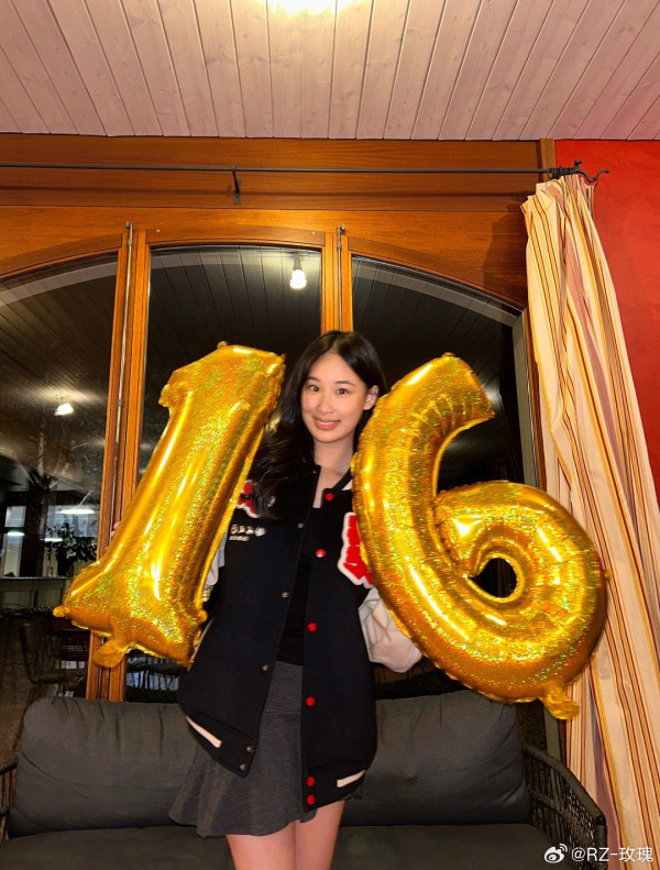 武打巨星18歲大女瑞士名校畢業氣質出眾！成人禮撰長文感激父母︰把我寵成了最幸福的孩子