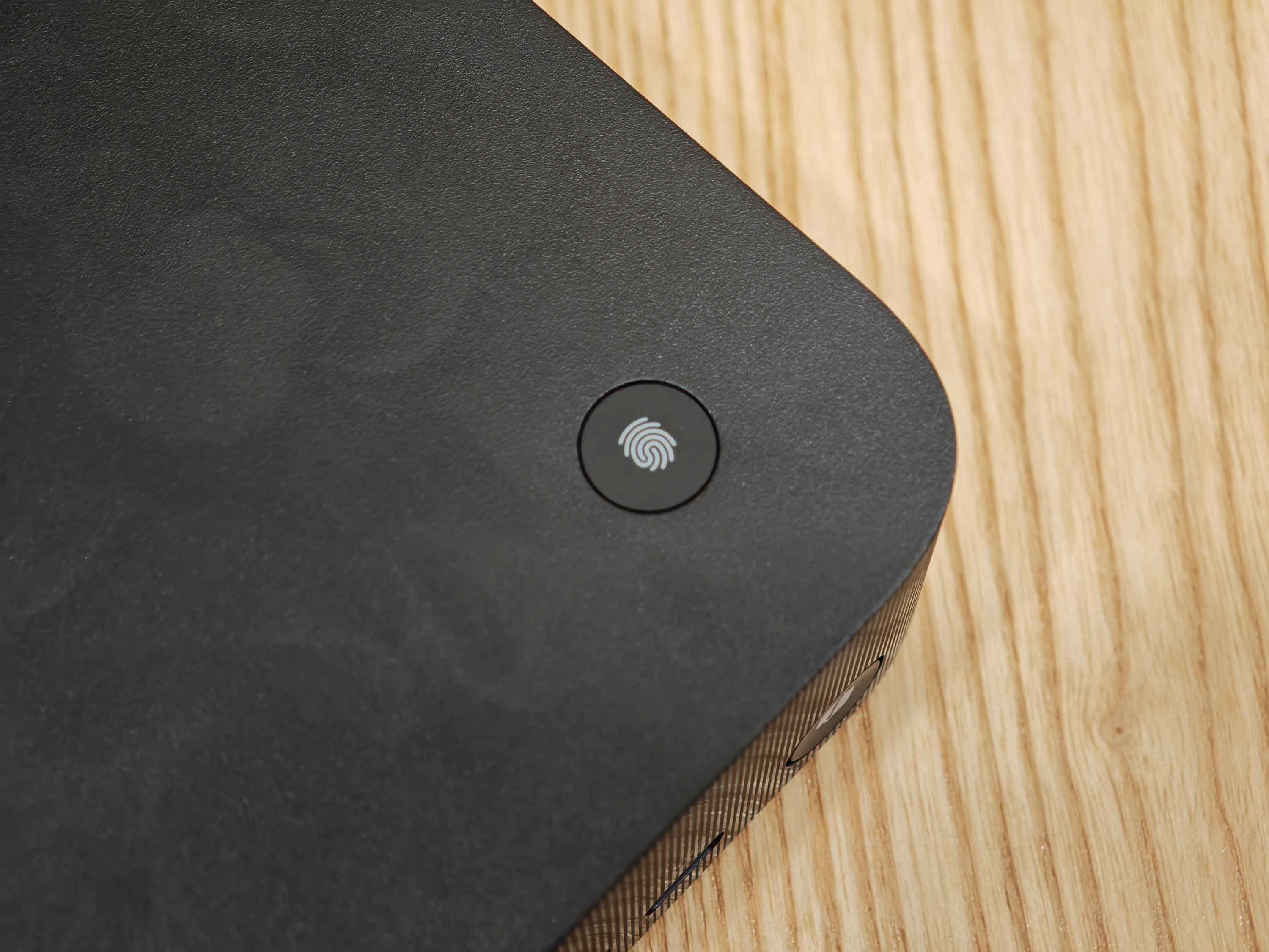 ASUS ExpertCenter PN54 詳盡實測！50 TOPS NPU、AI 效能制霸！