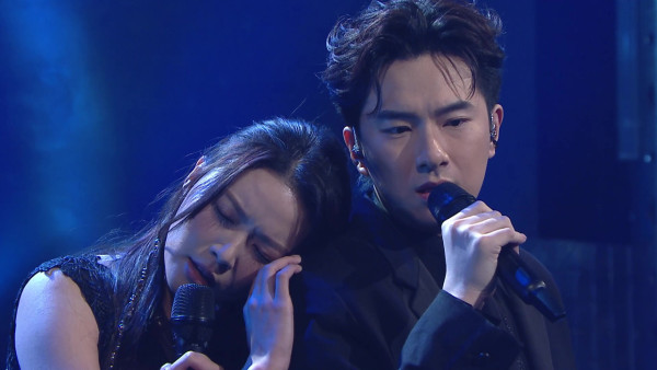 聲秀｜胡子貝獲原唱張敬軒親自現身指導 孖戴祖儀深情演繹《下次愛你》