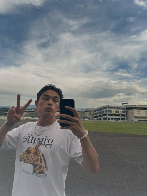 陳奕迅女兒陳康堤IG宣布與混血男友分手!月頭生日曾高調慶生放閃