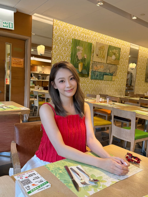 葉蒨文被網民轟單親背景前言不對後語 IG留言駁火5字親自反擊講大話質疑