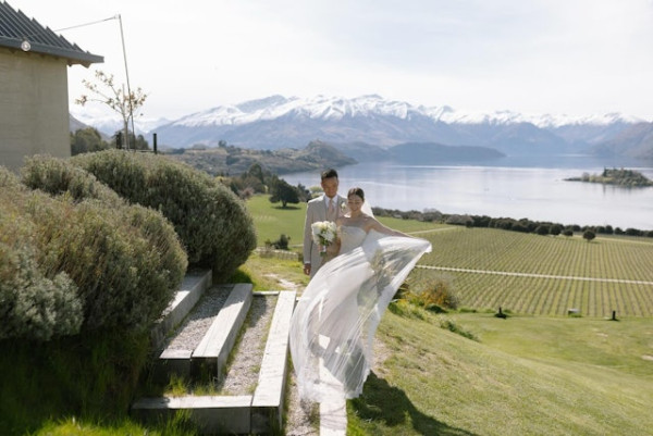 胡定欣無預警宣布結婚曬紐西蘭婚照！醫生老公身份曝光 曾加入無國界醫生 