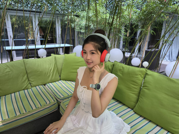 CMF Headphone Pro 首創模組化頭戴式耳機 100 小時超強續航玩出個人化風格