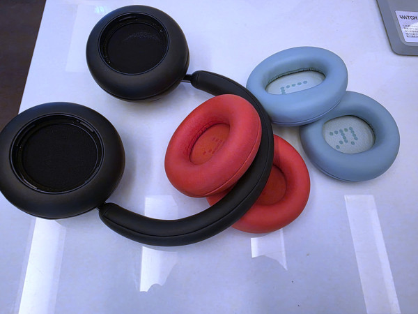 CMF Headphone Pro 首創模組化頭戴式耳機 100 小時超強續航玩出個人化風格