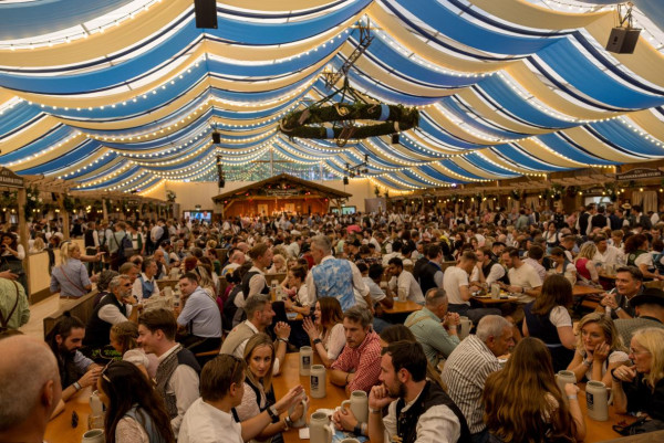 人生必去！德國慕尼黑啤酒節全攻略  日期/地址/禁忌/美食推介 