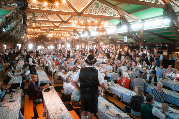 人生必去！德國慕尼黑啤酒節全攻略  日期/地址/禁忌/美食推介 