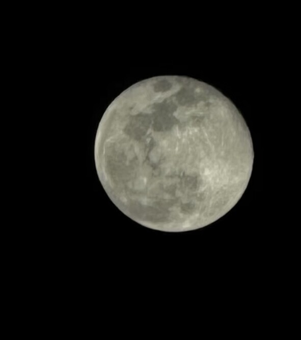 錯過要再等一年!巨型超級月亮11.5登場時間表!賞月攻略+必學手機拍攝3大神技