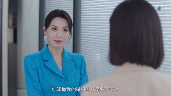 巨塔之后｜陳煒「藍月亮」露腰套裝閃亮出場 51歲美魔女靠1個絕招保持逆齡
