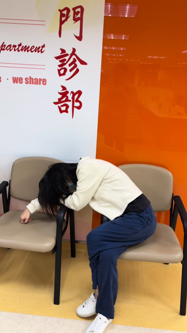 裕美北上過中秋食物中毒急返港入醫院 卧床照曝光獲林作媽媽悉心照顧