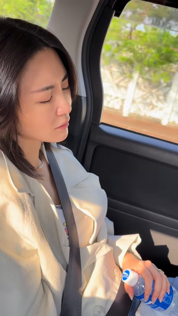 裕美北上過中秋食物中毒急返港入醫院 卧床照曝光獲林作媽媽悉心照顧