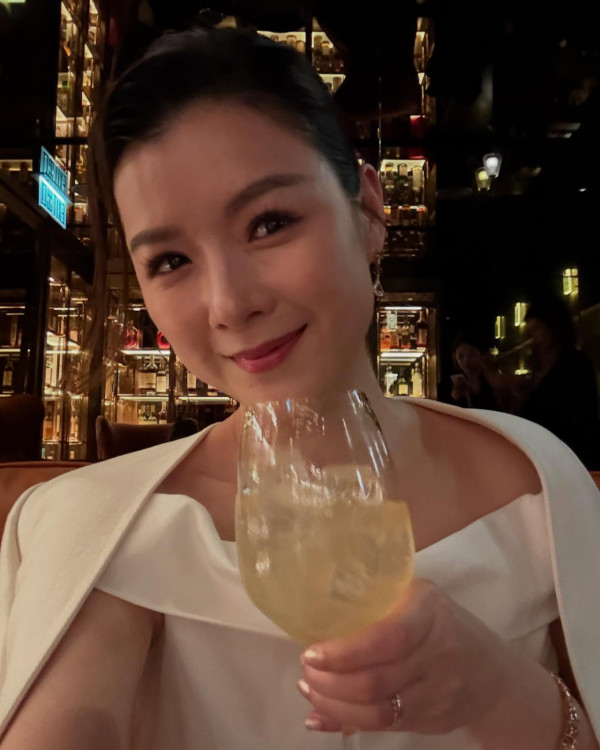 視帝老婆自爆大肚拍劇未知懷孕演跌倒戲 太搏命險釀悲劇！回看片段仍心有餘悸