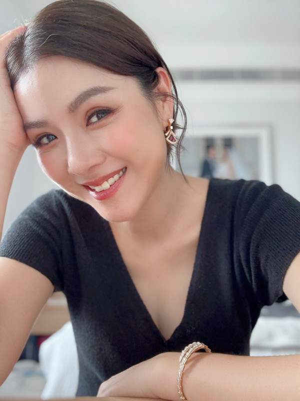 視帝老婆自爆大肚拍劇未知懷孕演跌倒戲 太搏命險釀悲劇！回看片段仍心有餘悸