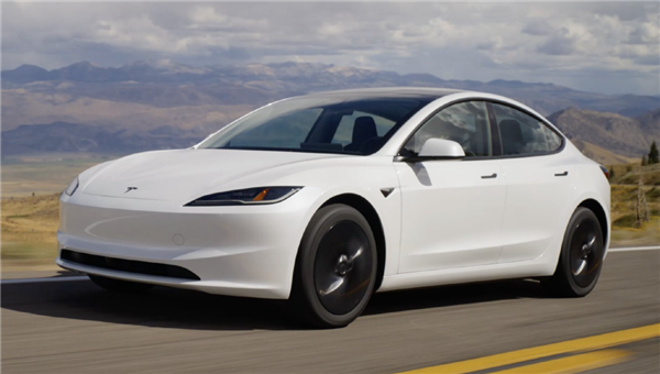 Tesla 粉絲大失所望 Model 3/Y 平價版配置大縮水 逾12功能減配僅平$XXXX？