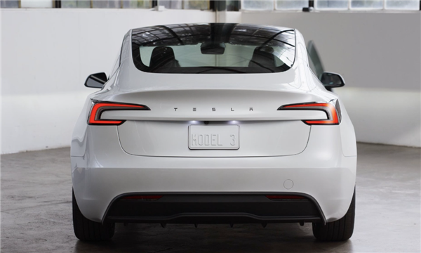 Tesla 粉絲大失所望 Model 3/Y 平價版配置大縮水 逾12功能減配僅平$XXXX？