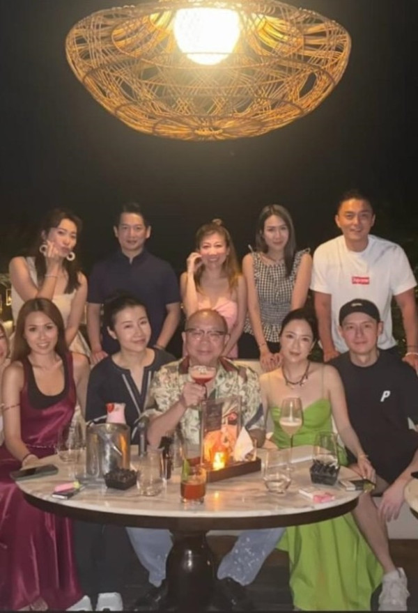 莊思敏峇里島低調舉行婚禮 圈外老公外型高大身份曝光 