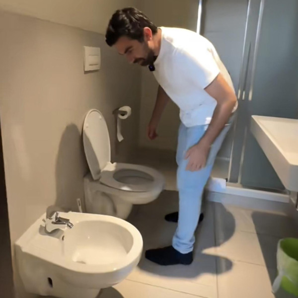 酒店廁所為何有2個「馬桶」？內行人拆解「雙馬桶」之謎背後原因貼心 