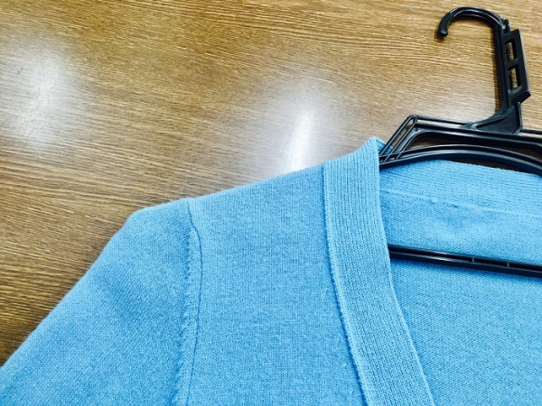 衣服變形怎麼辦？日本達人教1招荷葉邊衣領還原變新淨 肩膀位凸起/晾衫變形都解決到！