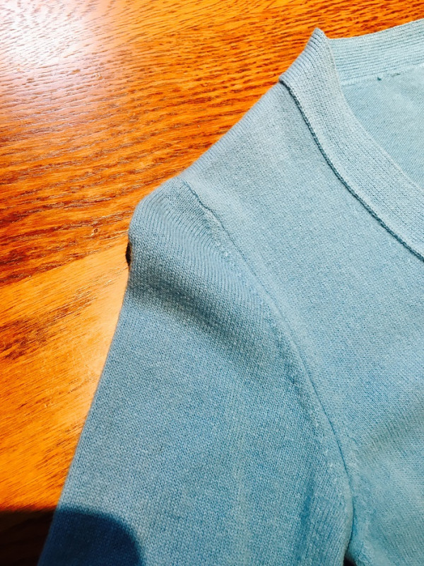 衣服變形怎麼辦？日本達人教1招荷葉邊衣領還原變新淨 肩膀位凸起/晾衫變形都解決到！