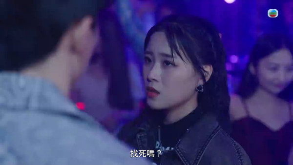 巨塔之后｜劉佩玥眼鏡娘律師造型獲讚「氣質封神」 親揭與樂珈嘉上契之謎