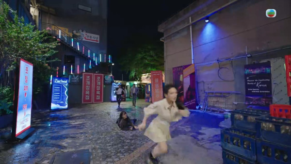巨塔之后｜劉佩玥眼鏡娘律師造型獲讚「氣質封神」 親揭與樂珈嘉上契之謎