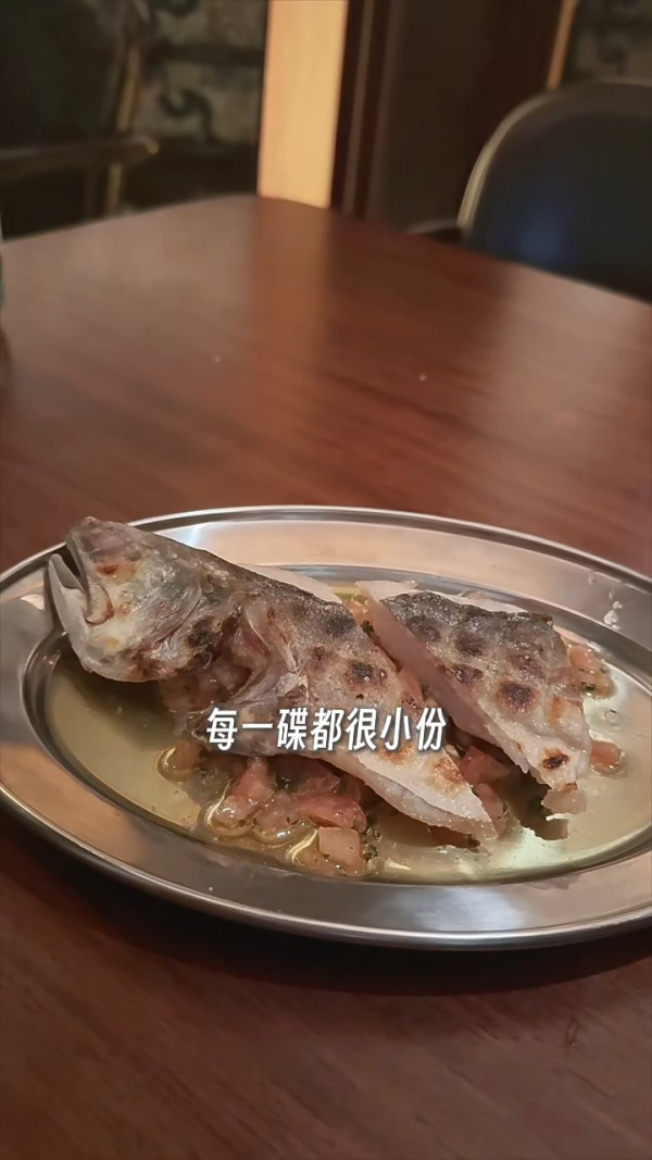 前港姐亞軍與男友慶祝拍拖6周年發生意外 因一事惹網民反應兩極：真係好造作！